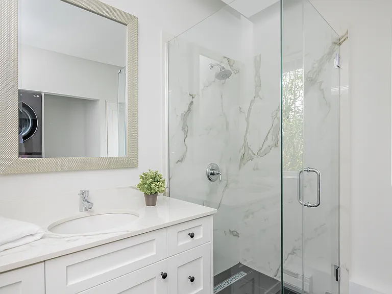 308 Towd Point Rd — Photo 7
