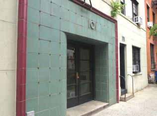 101 Perry St APT 2D, New York, NY 10014