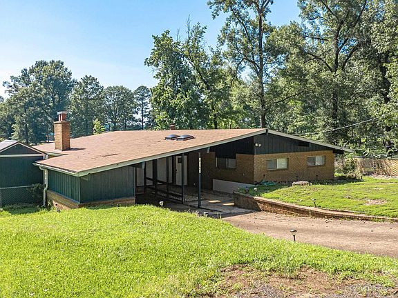 4th image of 4147 Lakeshore Dr