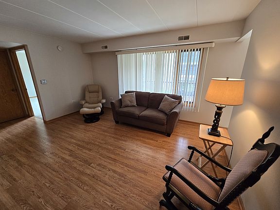 2nd image of 13950 Lavergne Ave APT 907
