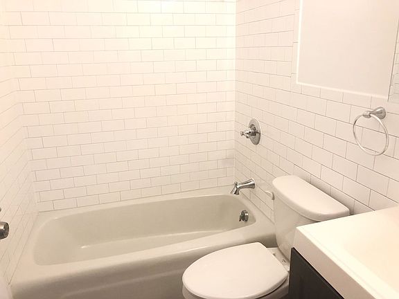 5th image of 3333 Broadway APT B2f