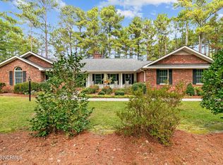 195 Pine Ridge Dr, Whispering Pines, NC 28327