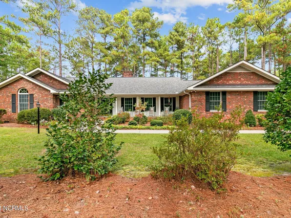 195 Pine Ridge Drive, Whispering Pines, NC 28327