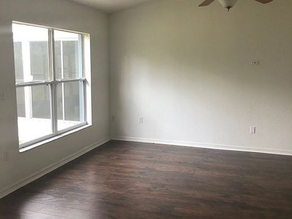 4th image of 725 Bittern Ln Unit A & B