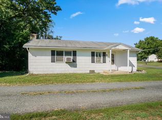 5 3rd St, Earleville, MD 21919