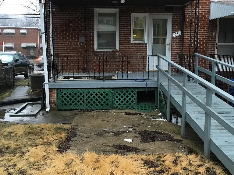 5030 S Dakota Ave NE — Photo 25