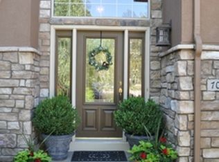 7062 Timbercrest Way, Castle Pines, CO 80108