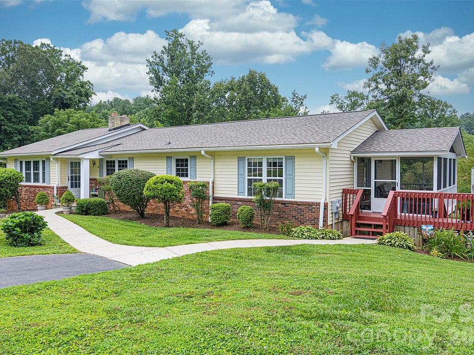1st image of 352 Cedar Ln