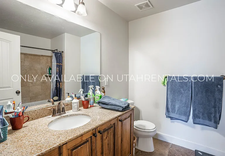 278 E Cascade Ct — Photo 15