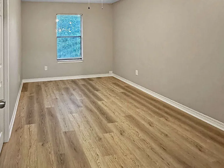 3356 La Leyenda Ct #C — Photo 12