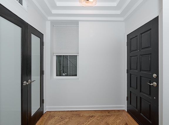 3rd image of 2044 W Race Ave