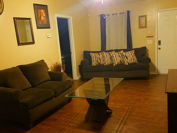 3rd image of 1391 Pampas Cir