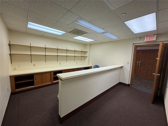 5th image of 1265 Wayne Ave #204