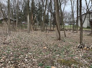 24011 N Valley Rd, Lake Zurich, IL 60047