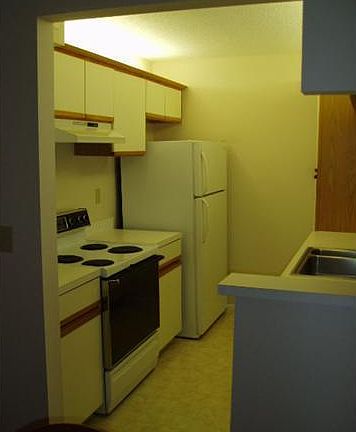 4th image of 2502 SE Anchorage Cove #A-2