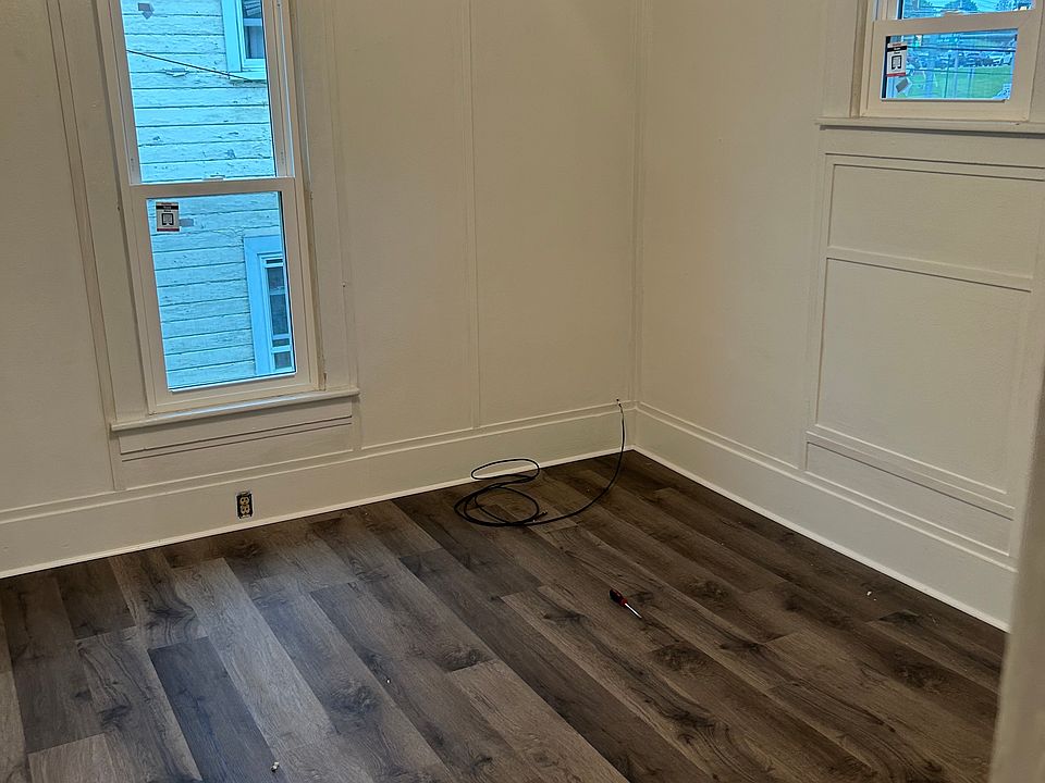 1st image of 227 Dixon Ave