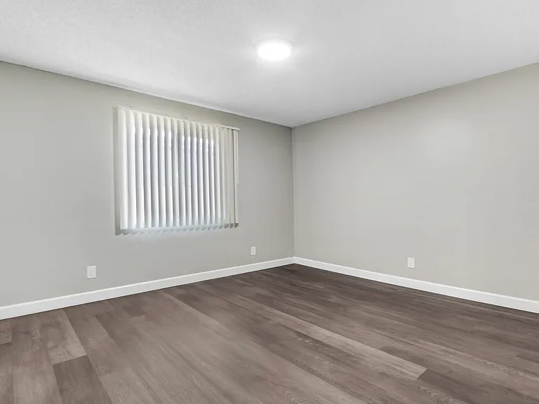 Potomac Apartments — Photo 19