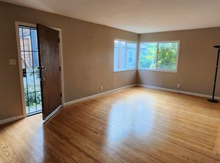 2421 Damuth St #2, Oakland, CA 94602