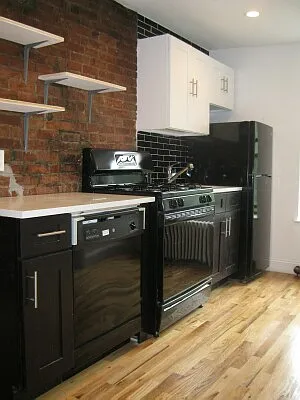 Rented by Tower Brokerage | media 13