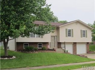 795 Christopher Ct, Wentzville, MO 63385