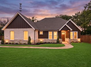 105 Iron Horse Ln, Denison, TX 75020