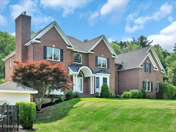 1 Langstaff Lane, Troy, NY 12180