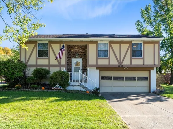 5206 Wakefield Dr, Fairborn, OH 45324