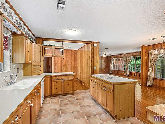 5th image of 13424 Weaver Rd