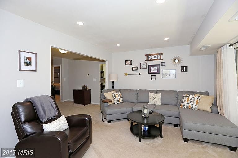 1st image of 876 College Pkwy #30
