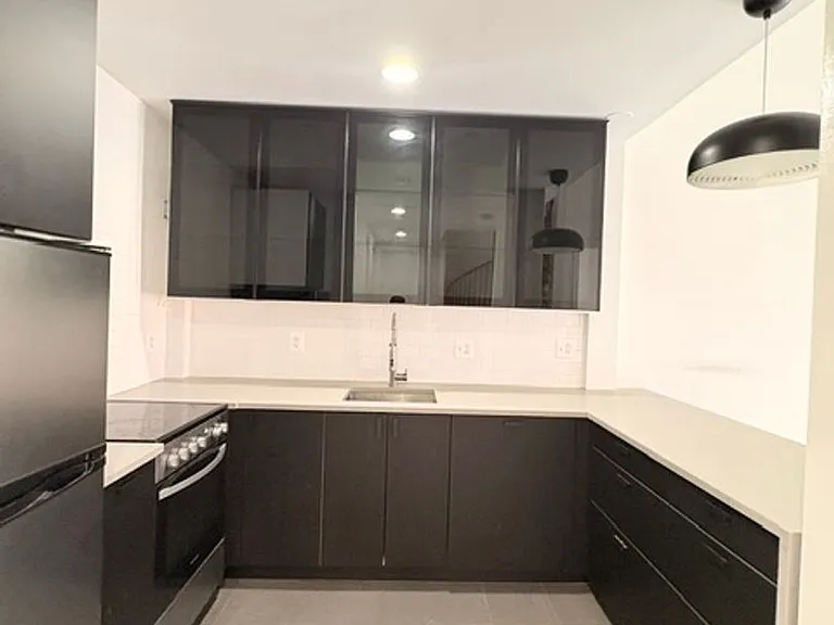 3225 Grace St NW #208 — Photo 7