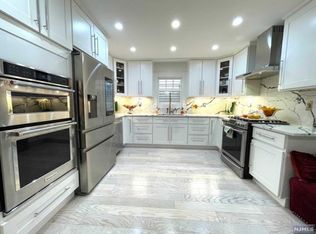 183 Boyd Ave, Jersey City, NJ 07304