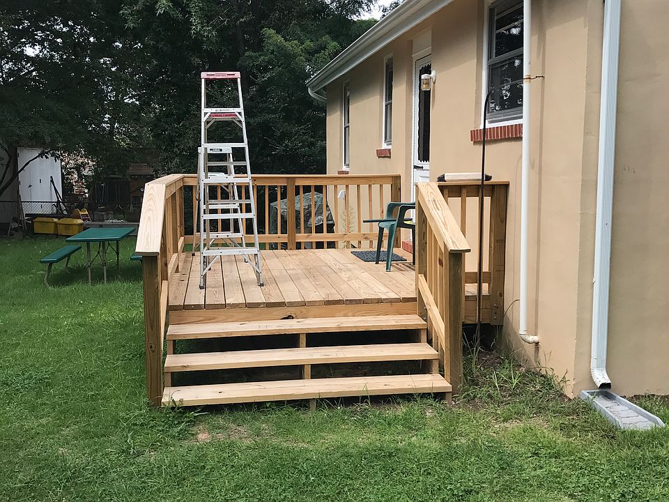 2nd image of 7746 Woodlawn Ave
