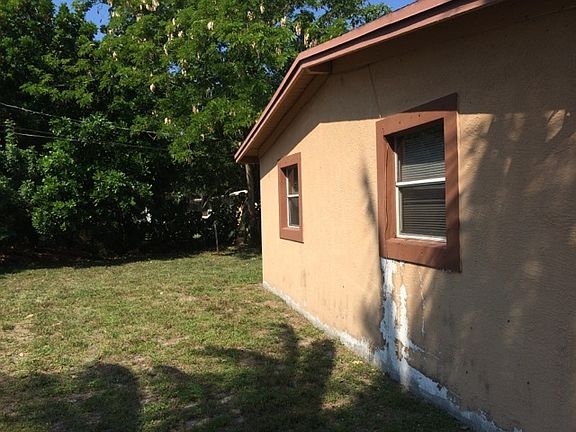 4th image of 1612 NW 16th St