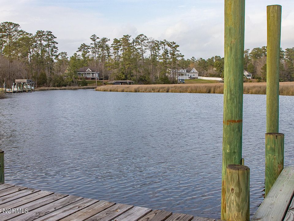 244 White Oak Bluff Rd, Stella, NC 28582 MLS 100372670 Zillow