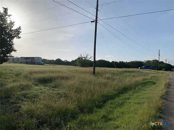 5th image of 860 Greystone Dr