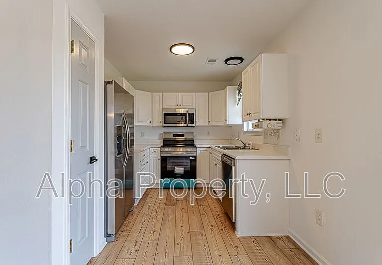 103 Hickory Rock Ln — Photo 6