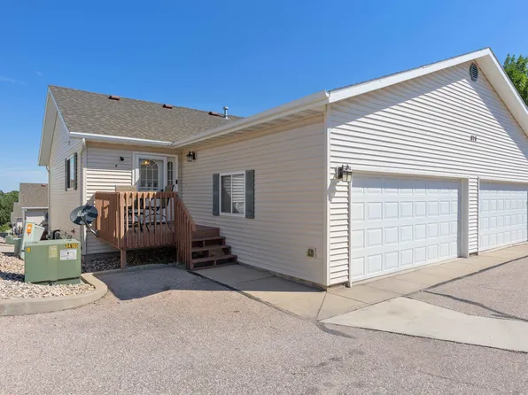 879 E Minnesota St, Rapid City, SD 57701
