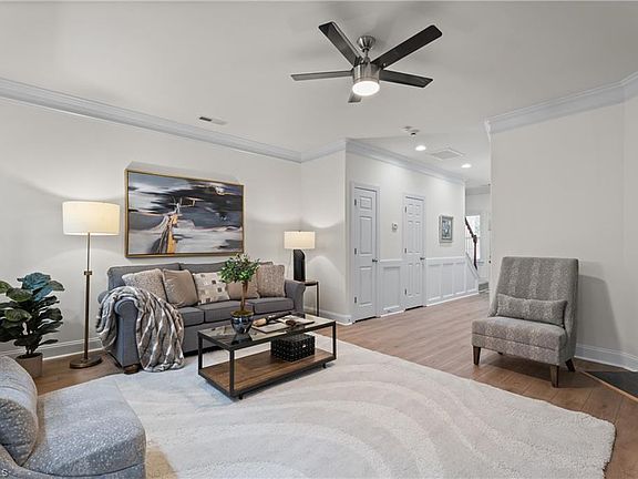 5th image of 5076 Wyngate Village Dr
