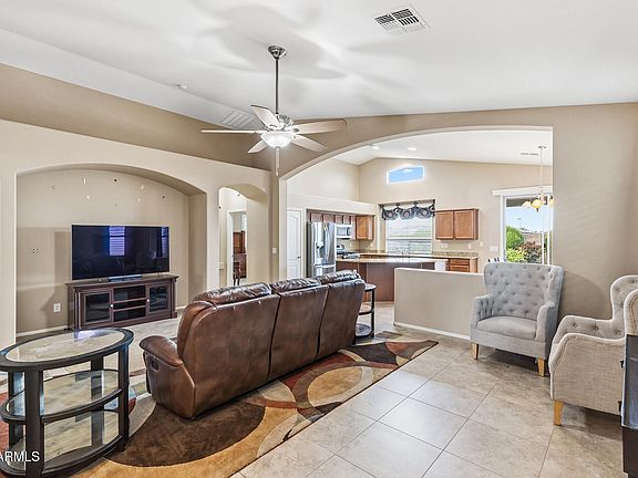3rd image of 18273 N CANAL Drive