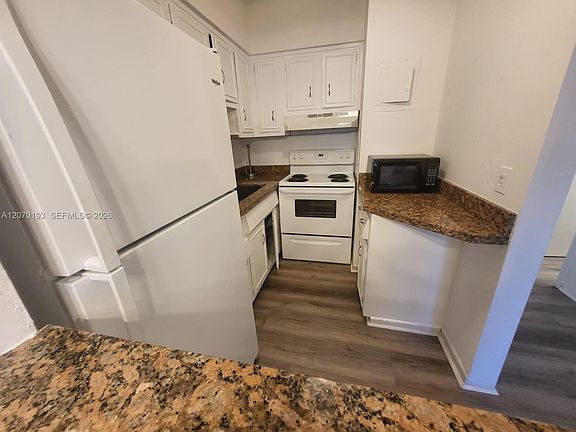 4th image of 600 Layne Blvd APT 118