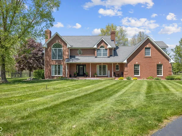 10220 N Serenity Ln, Mooresville, IN 46158