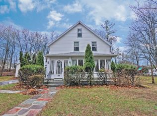 247 Williams St, Taunton, MA 02780