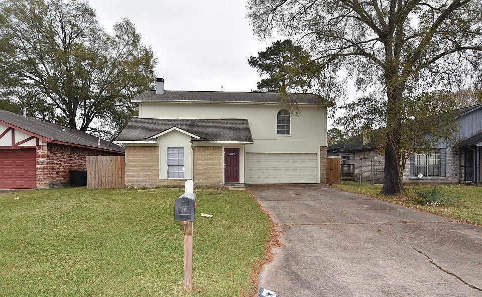 1st image of 8634 Valley Ledge Dr