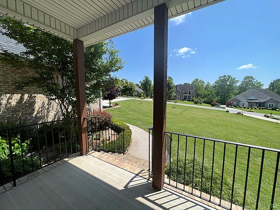 4th image of 2244 Colby Dr