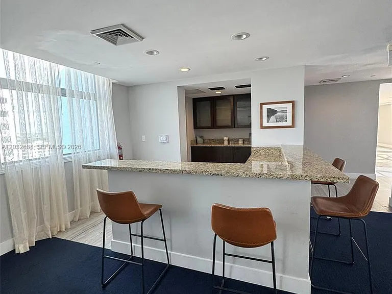 140 S Dixie Hwy #713 — Photo 36