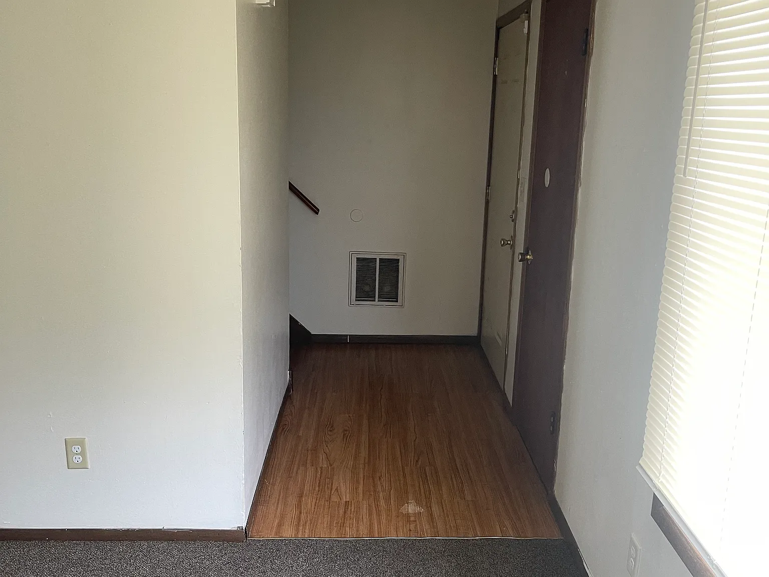 3 bed, 1.5 bath, 1200 sqft, $1,400 — Photo 4