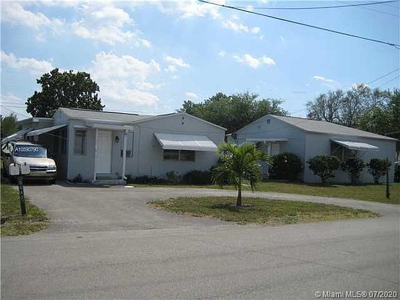 3rd image of 119 N 57th Ave #3