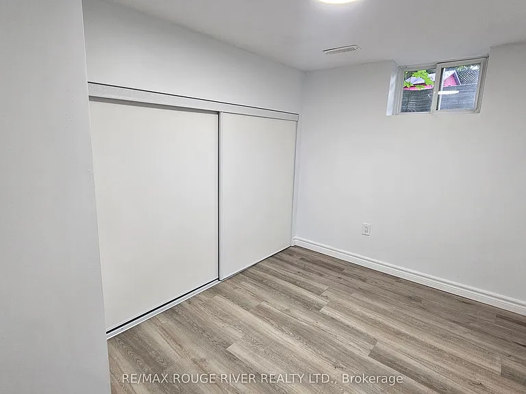 332 Rosedale Dr — Photo 13