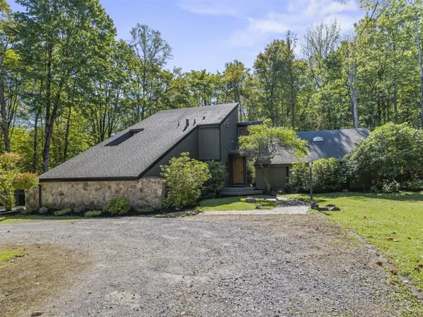 668 Limber Rd, Meadville, PA 16335