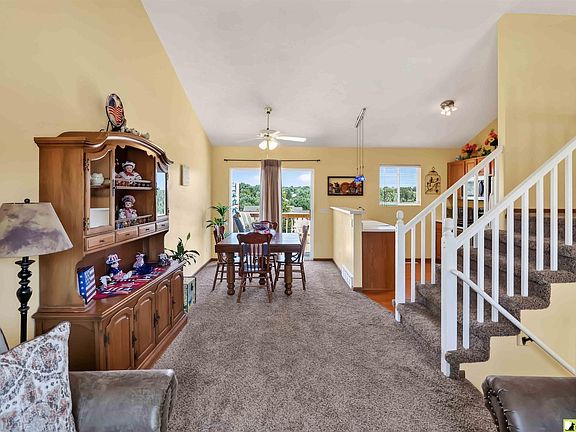 4th image of 17516 Emiline St